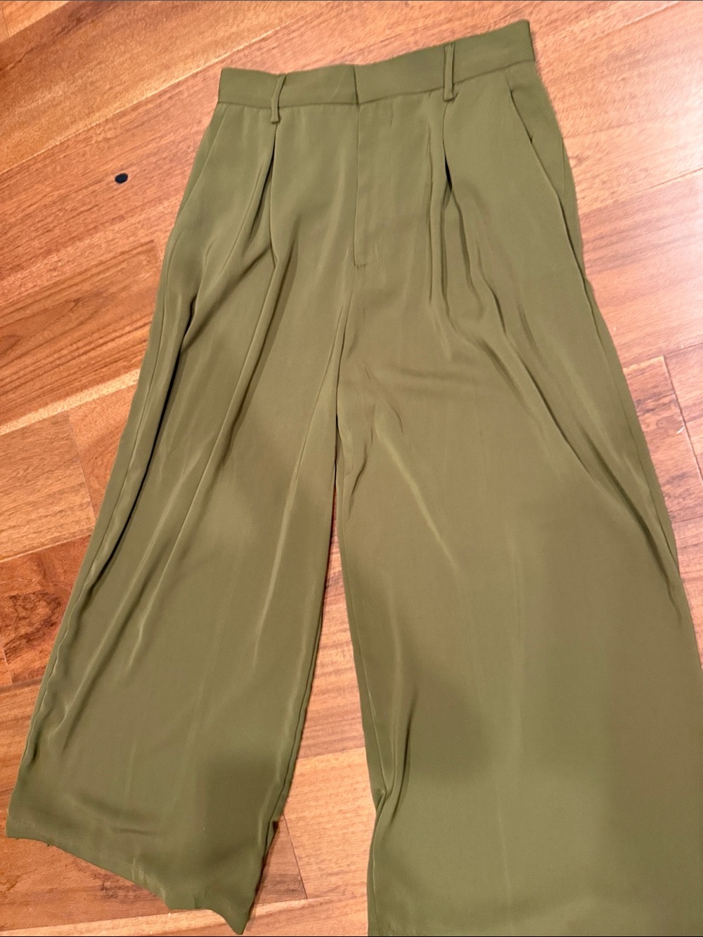 Comfy olive green office wear pant